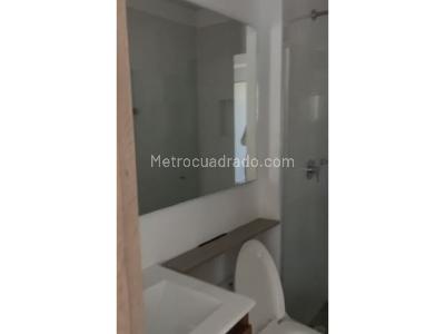 Apartamento de 3 alcobas en venta en Niquia, Bello, 70 m² · foto 12 de 13