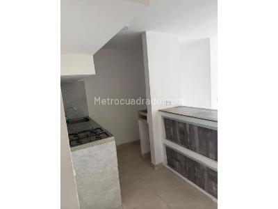Apartamento de 2 alcobas en venta en El Trapiche, Bello, 41 m² · foto 4 de 16