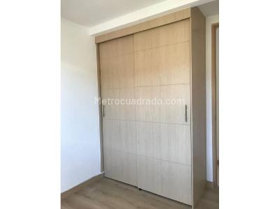 Apartamento de 3 alcobas en venta en La Gabriela, Bello, 63 m² · foto 2 de 4