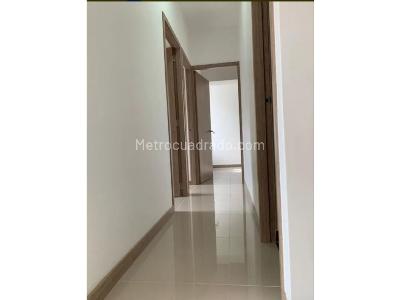 Apartamento de 3 alcobas en venta en Niquia, Bello, 64 m² · foto 9 de 17
