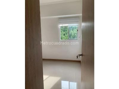 Apartamento de 3 alcobas en venta en Niquia, Bello, 64 m² · foto 11 de 17
