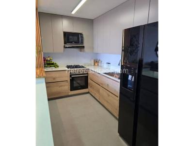Apartamento de 3 alcobas en venta en El Escobero, Envigado, 115 m² · foto 4 de 15