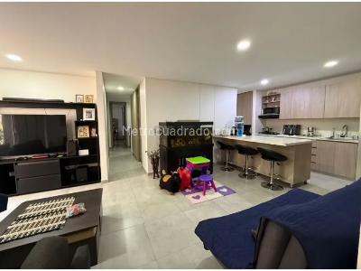 Apartamento de 3 alcobas en venta en Guayabal, Medellín, 126 m² · foto 2 de 20