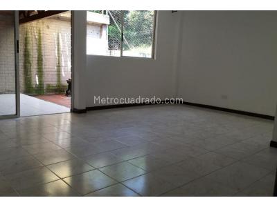 Casa de 4 alcobas en venta en Belen La Palma, Medellín, 180 m² · foto 3 de 11