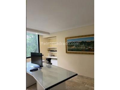 Apartamento de 3 alcobas en venta en El Poblado, Medellín, 258 m² · foto 4 de 20