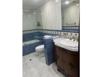 Casa de 5 alcobas en venta en Envigado, Envigado, 264 m² · foto 16 de 20
