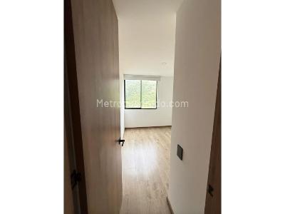 Apartamento de 2 alcobas en venta en El Trianon, Envigado, 85 m² · foto 13 de 18