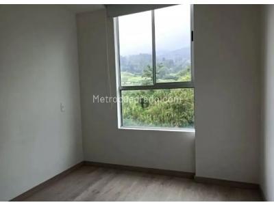 Apartamento de 3 alcobas en venta en El Chingui, Envigado, 73 m² · foto 11 de 16
