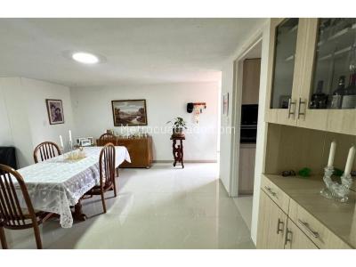 Apartamento de 3 alcobas en venta en Belen Alameda, Medellín, 140 m² · foto 2 de 20