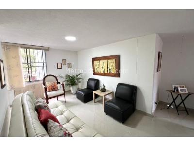 Apartamento de 3 alcobas en venta en Belen Alameda, Medellín, 140 m² · foto 5 de 20