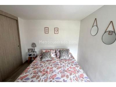 Apartamento de 2 alcobas en venta en Niquia, Bello, 52 m² · foto 12 de 20