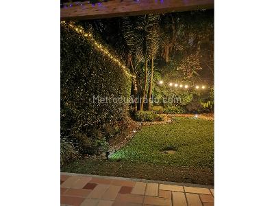 Casa de 4 alcobas en venta en Las Brujas, Envigado, 236 m² · foto 2 de 20
