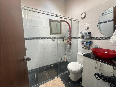 Casa de 3 alcobas en venta en San German, Medellín, 112 m² · foto 6 de 13