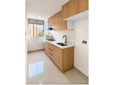 Apartamento de 3 alcobas en venta en El Trapiche, Bello, 60 m² · foto 3 de 20