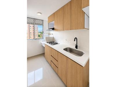 Apartamento de 3 alcobas en venta en El Trapiche, Bello, 60 m² · foto 4 de 20