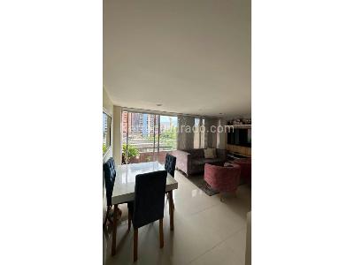 Apartamento de 3 alcobas en venta en San German, Medellín, 78 m² · foto 2 de 20
