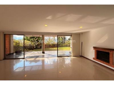 Casa en venta en Envigado, Envigado · foto 3 de 16