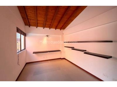 Casa en venta en Envigado, Envigado · foto 9 de 16