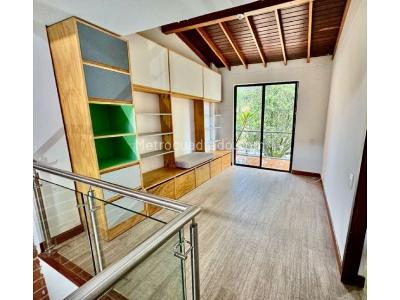 Casa de 3 alcobas en venta en Las Brujas, Envigado, 199 m² · foto 18 de 20