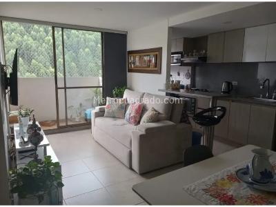 Apartamento en venta en Rodeo Alto, Medellín · foto 2 de 14