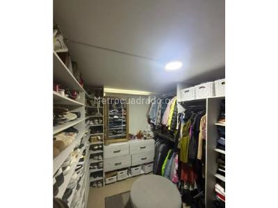 Apartamento de 3 alcobas en venta en Rodeo Alto, Medellín, 64 m² · foto 6 de 15