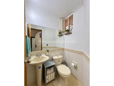 Casa de 4 alcobas en venta en El Poblado, Medellín, 250 m² · foto 8 de 20