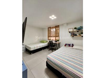 Casa de 4 alcobas en venta en El Poblado, Medellín, 250 m² · foto 16 de 20