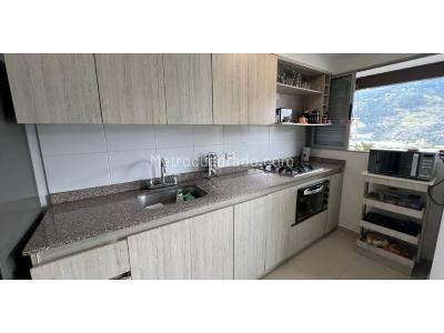 Apartamento de 3 alcobas en venta en Niquia, Bello, 78 m² · foto 3 de 20