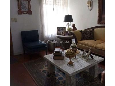 Casa de 3 alcobas en venta en La Floresta, Medellín, 160 m² · foto 3 de 20
