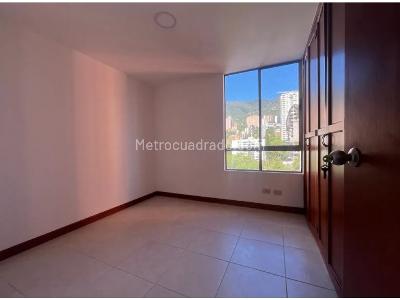Apartamento de 3 alcobas en venta en Alejandría, Medellín, 130 m² · foto 7 de 10