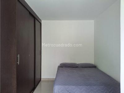 Apartamento en venta en Loma Del Barro, Envigado · foto 10 de 16