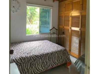 Casa de 3 alcobas en venta en Los Bernal, Medellín, 170 m² · foto 5 de 19