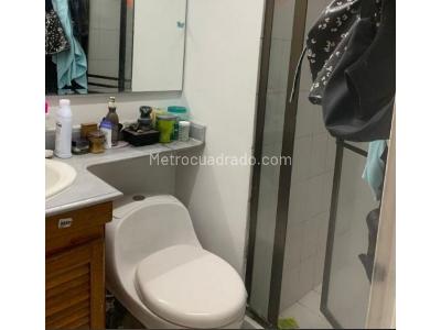 Casa de 3 alcobas en venta en Los Bernal, Medellín, 170 m² · foto 7 de 19