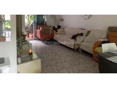 Casa de 3 alcobas en venta en Los Bernal, Medellín, 170 m² · foto 9 de 19