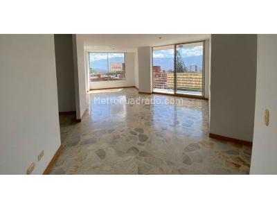 Apartamento en venta en La Almeria, Medellín · foto 3 de 20