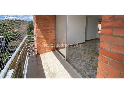 Apartamento en venta en La Almeria, Medellín · foto 7 de 20
