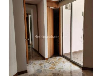 Apartamento en venta en La Almeria, Medellín · foto 14 de 20