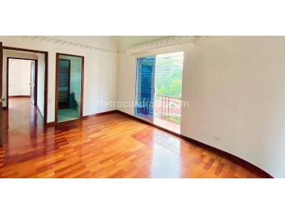Casa de 4 alcobas en venta en El Poblado, Medellín, 276 m² · foto 10 de 13