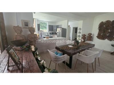 Casa de 5 alcobas en venta en El Escobero, Envigado, 400 m² · foto 6 de 20