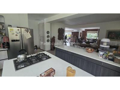 Casa de 5 alcobas en venta en El Escobero, Envigado, 400 m² · foto 7 de 20