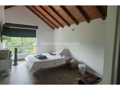 Casa de 5 alcobas en venta en El Escobero, Envigado, 400 m² · foto 17 de 20