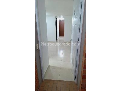 Apartamento de 3 alcobas en venta en El Trapiche, Bello, 60 m² · foto 5 de 20