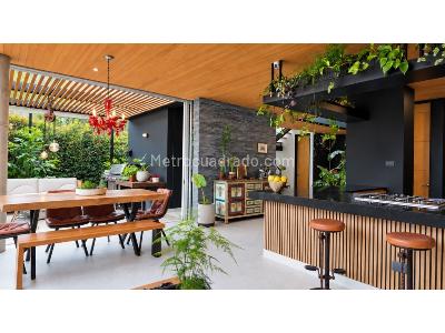 Casa de 3 alcobas en venta en Loma El Atravesado, Envigado, 310 m² · foto 4 de 20