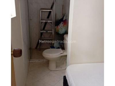 Apartamento de 3 alcobas en venta en Carlos E Restrepo, Medellín, 86 m² · foto 19 de 20