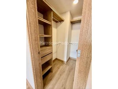 Apartamento de 3 alcobas en venta en Laureles, Medellín, 95 m² · foto 10 de 20