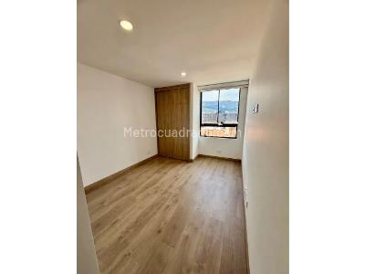 Apartamento de 3 alcobas en venta en Laureles, Medellín, 95 m² · foto 12 de 20