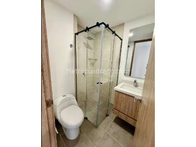 Apartamento de 3 alcobas en venta en Laureles, Medellín, 95 m² · foto 16 de 20