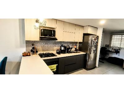 Casa de 4 alcobas en venta en La Milagrosa, Medellín, 120 m² · foto 4 de 20