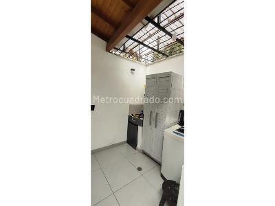 Casa de 4 alcobas en venta en La Milagrosa, Medellín, 120 m² · foto 13 de 20