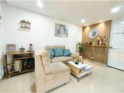 Apartamento en venta en Robledo, Medellín · foto 2 de 18